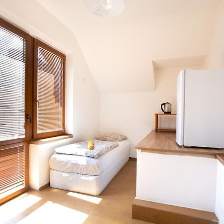 En-Suite Rooms: Novа Guesthouse In Sofia Center 외부 사진