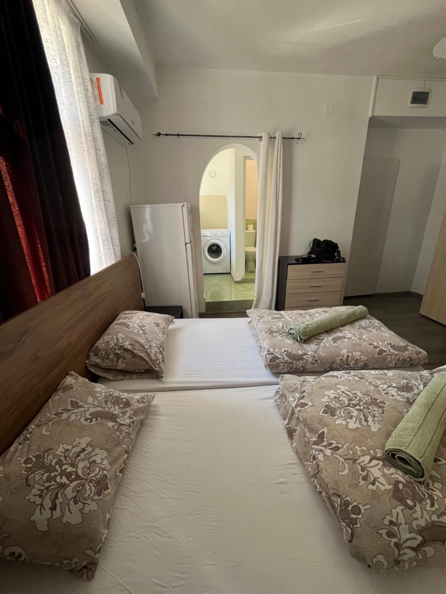En-Suite Rooms: Novа Guesthouse In Sofia Center 외부 사진