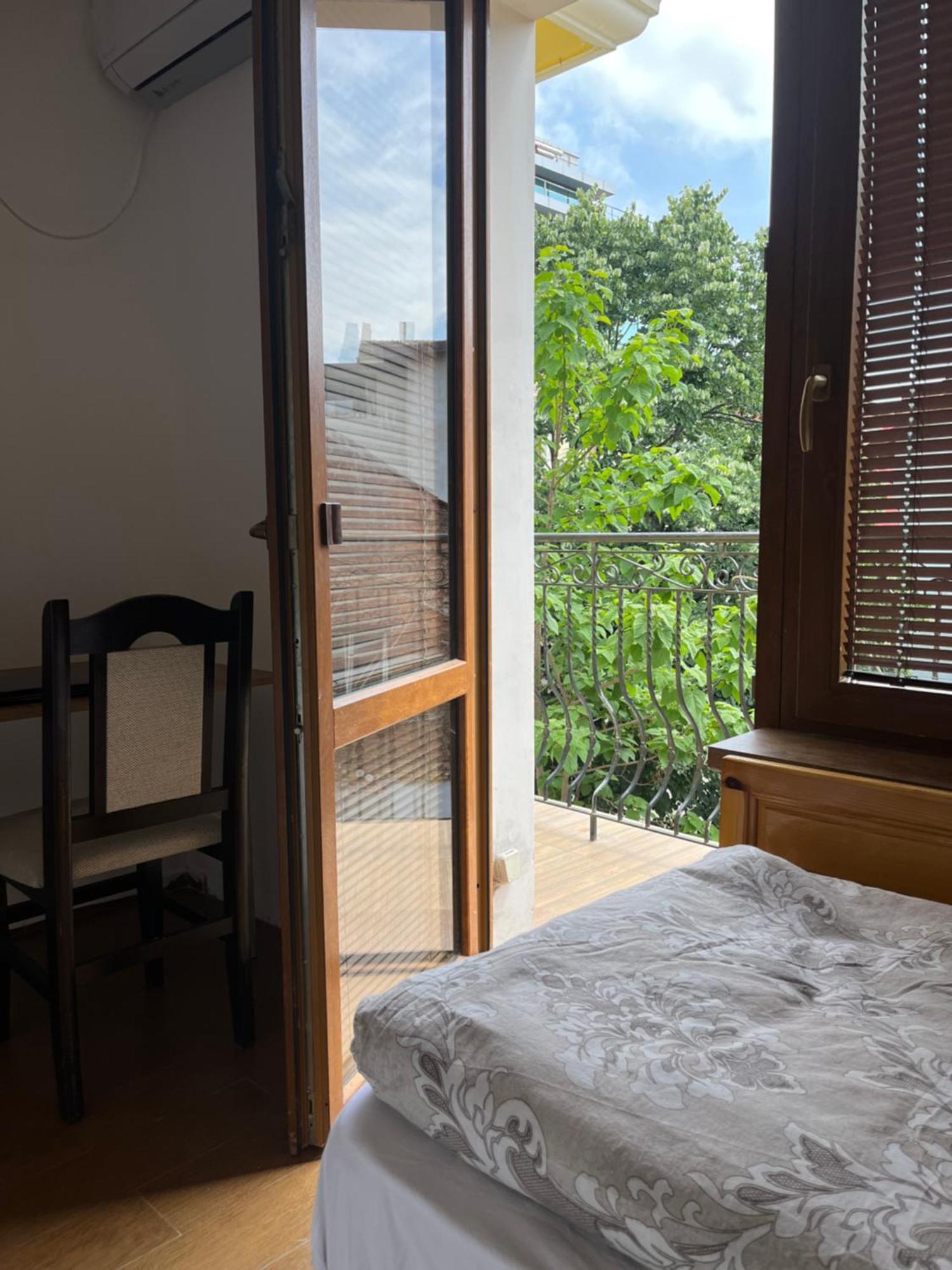 En-Suite Rooms: Novа Guesthouse In Sofia Center 외부 사진
