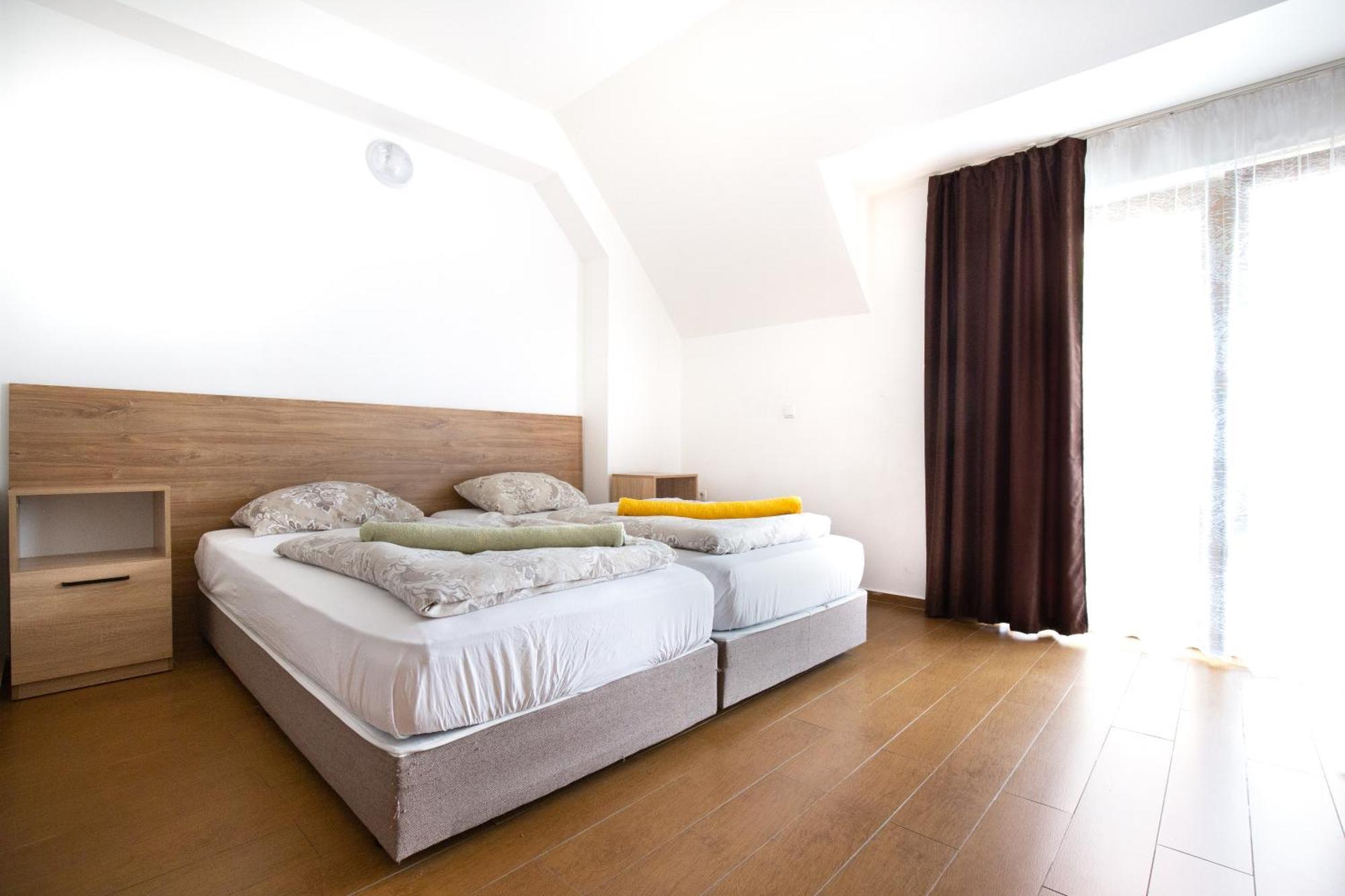 En-Suite Rooms: Novа Guesthouse In Sofia Center 외부 사진