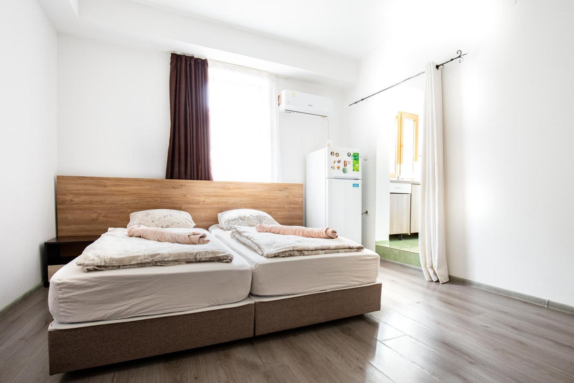 En-Suite Rooms: Novа Guesthouse In Sofia Center 외부 사진