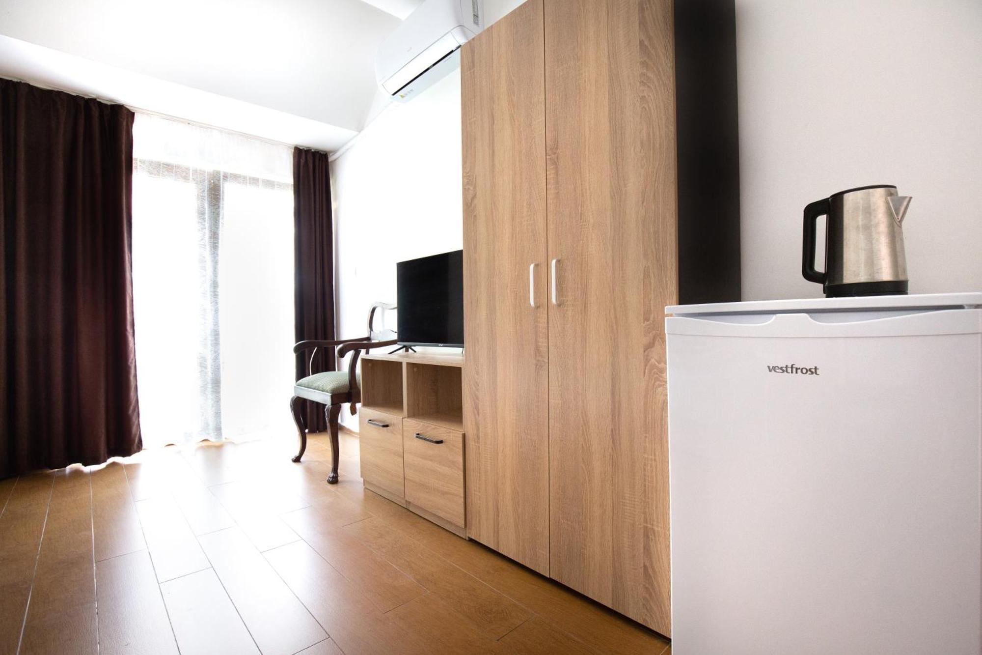 En-Suite Rooms: Novа Guesthouse In Sofia Center 외부 사진